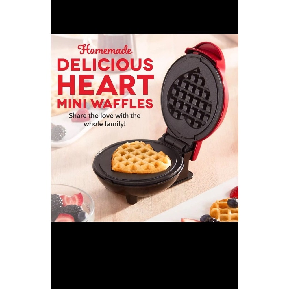 DASH Mini Waffle Maker Machine for‎ Individuals, Paninis, 4 Inch, Red Heart - Picture 10 of 14